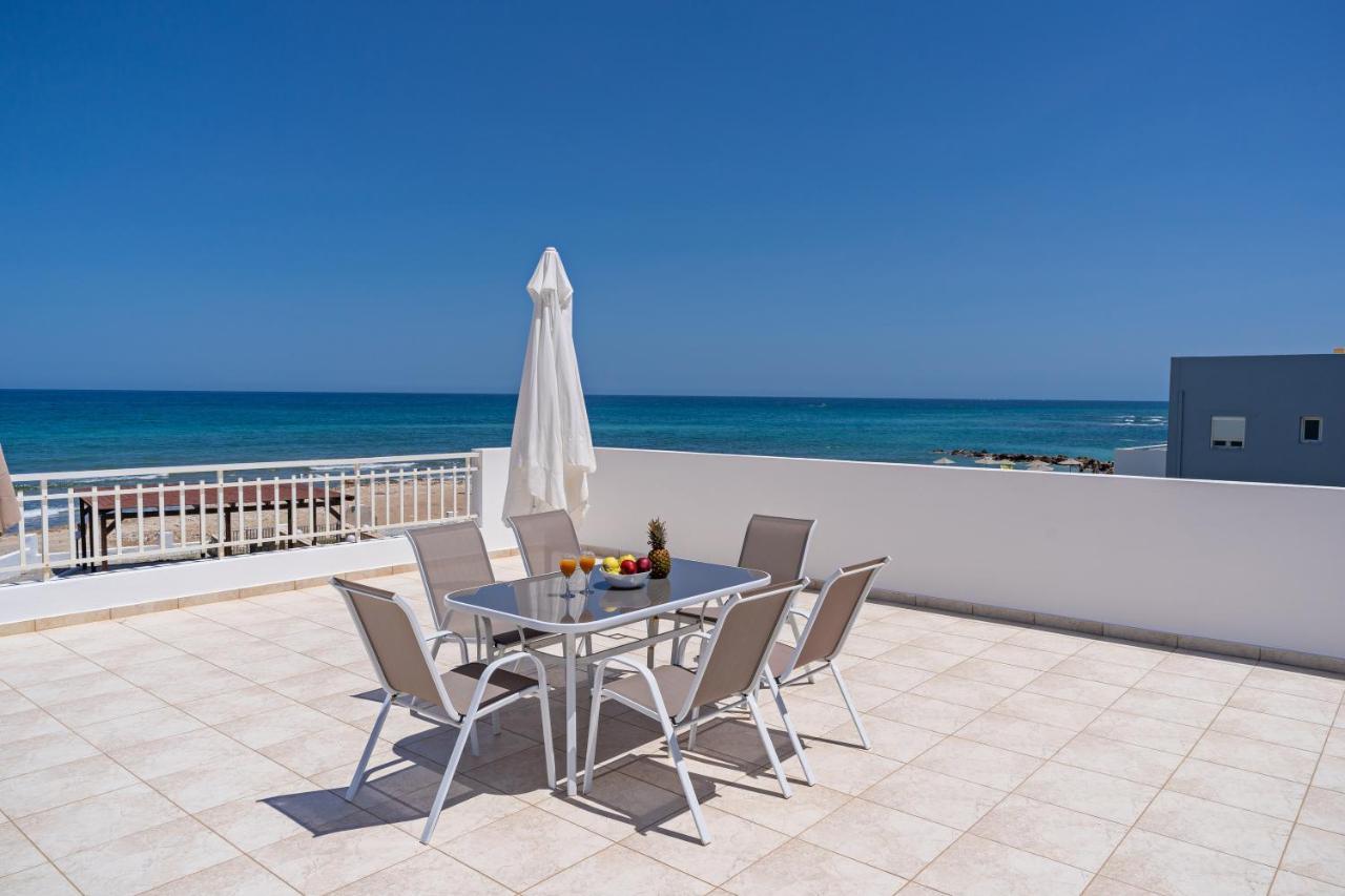 Azure Seaside Apts Magnisia Exterior photo