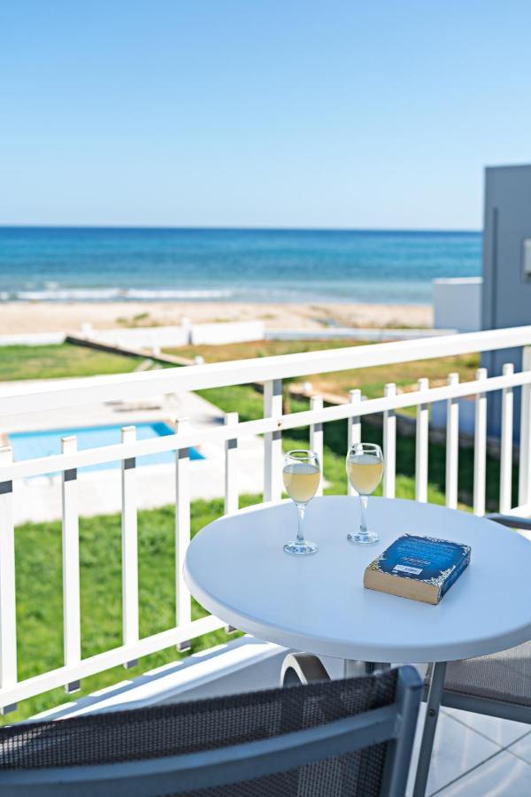 Azure Seaside Apts Magnisia Exterior photo