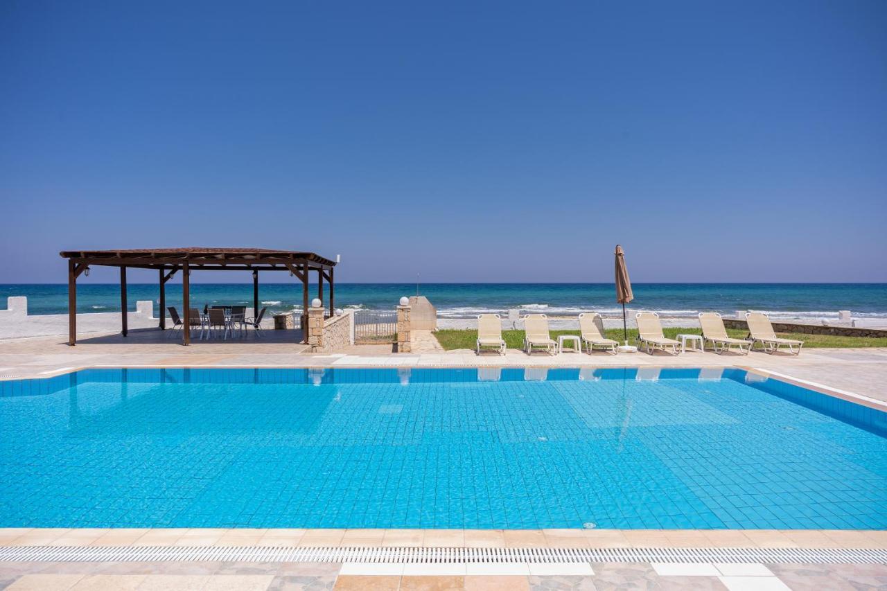 Azure Seaside Apts Magnisia Exterior photo